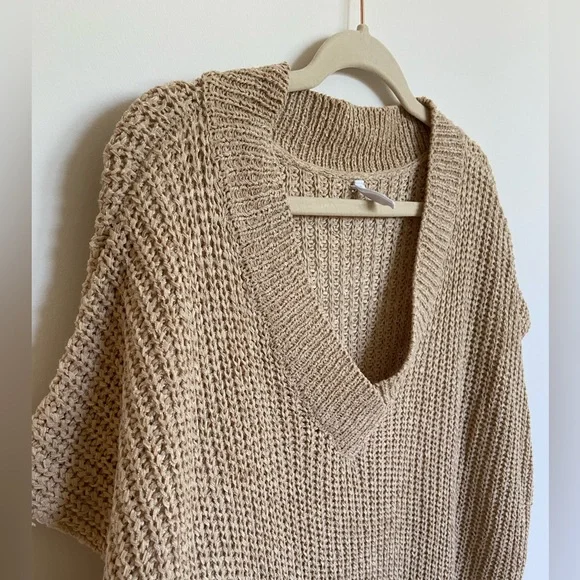 Wishlist Sweater Vest in Beige/Tan, Size Small/Medium - Picture 5 of 8